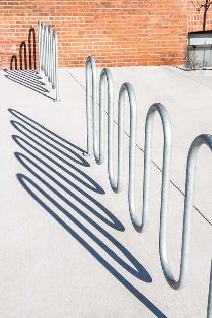 Сравнение подвижных и неподвижных соединений костей