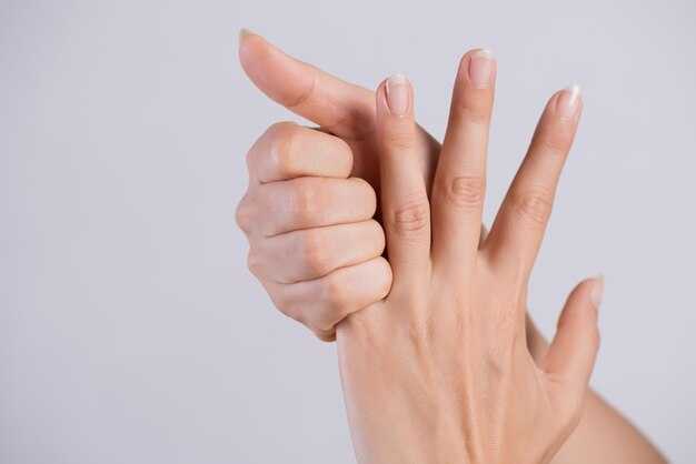 Как уход за ногтями влияет на их рост